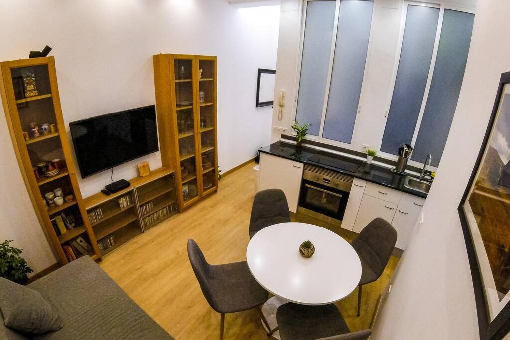 Piso Vip Anton Martin. Centro. Appartement